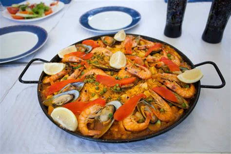 lunch foods in spain.